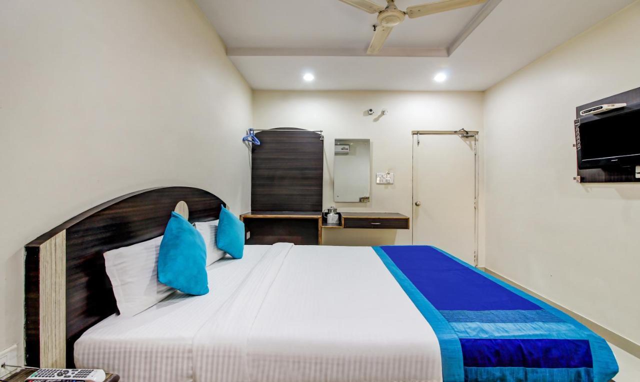 Hotel S Y N Residency 하이데라바드 외부 사진